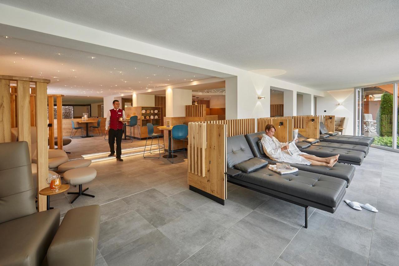 Erfurths Bergfried Ferien & Wellnesshotel Хинтерцартен Экстерьер фото