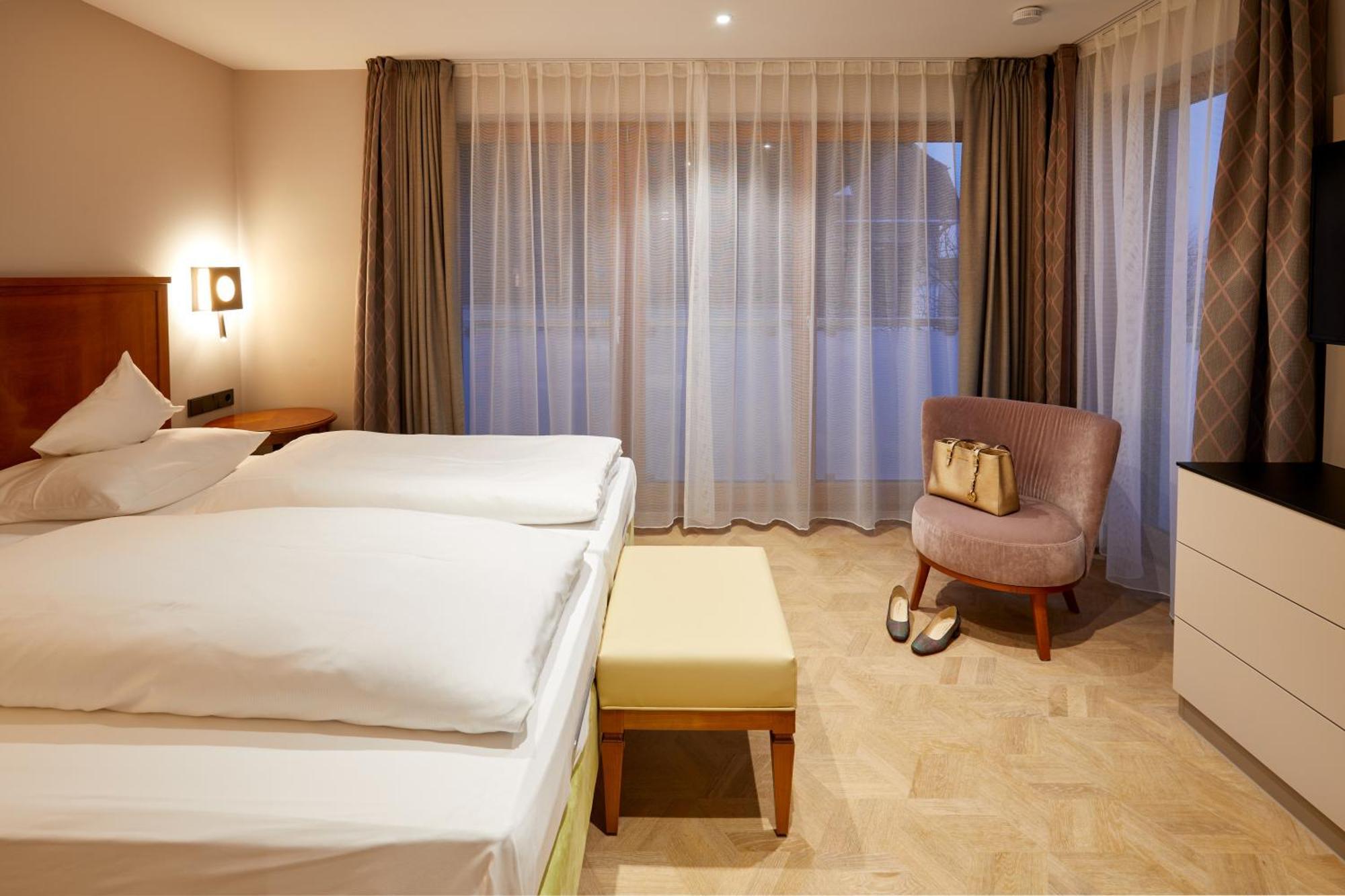 Erfurths Bergfried Ferien & Wellnesshotel Хинтерцартен Экстерьер фото